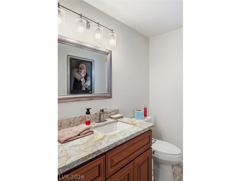 Fully remodeled home arched up on a corner lot with views and NO - photo 12
