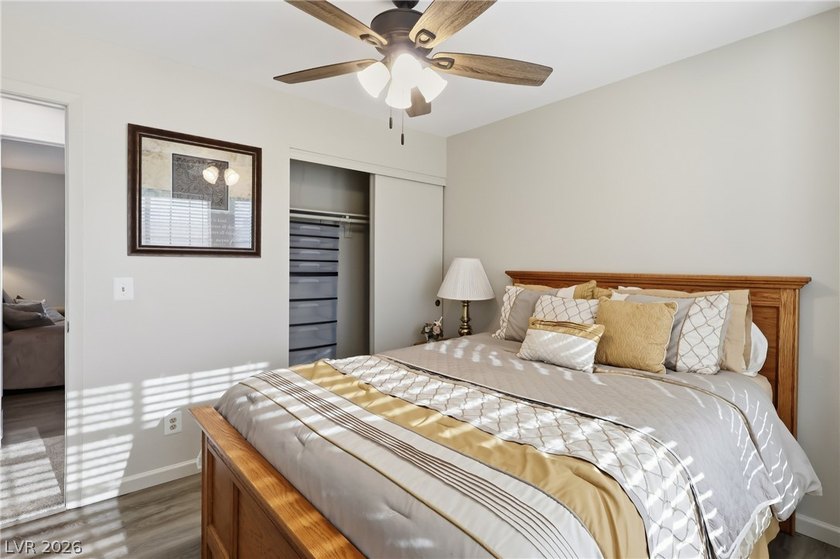 Fully remodeled home arched up on a corner lot with views and NO - photo 18