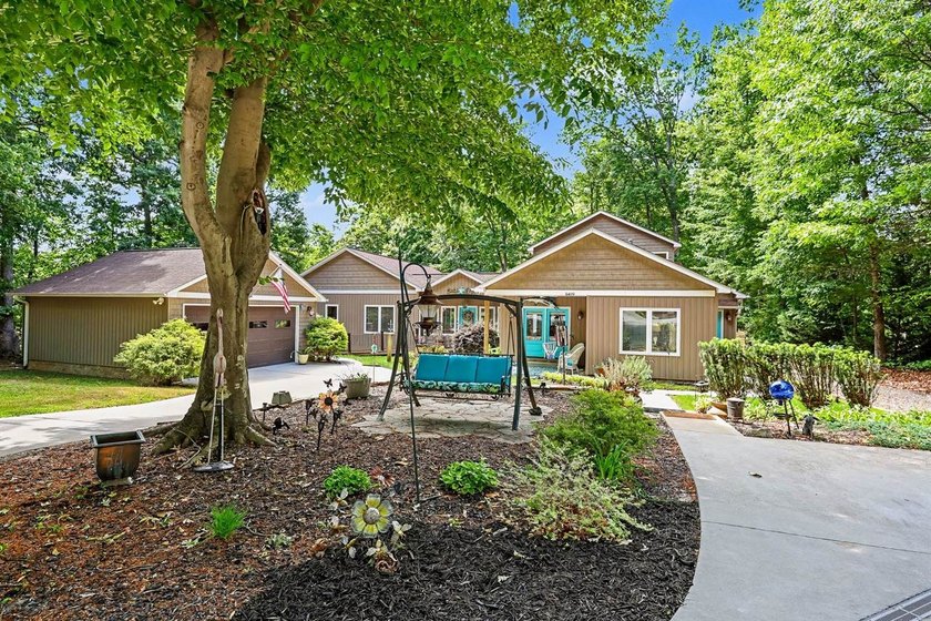 Private Paradise on 1.76 acre lot in Guilford College with - photo 27