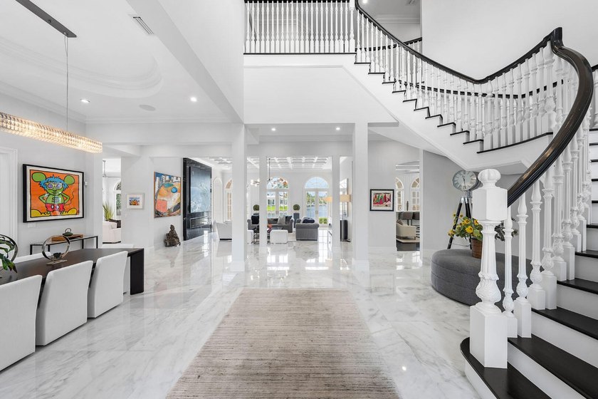Nestled along the widest canal in Royal Palm Yacht &amp; Country - photo 6