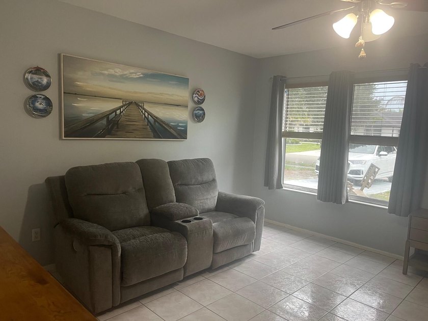 Opportunity awaits with this cute 2BR, 1.5-bath home in the - photo 7