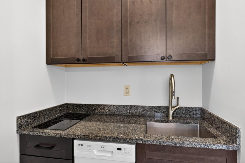 Walk to Perkins Cove from this remodeled top level end unit - photo 12