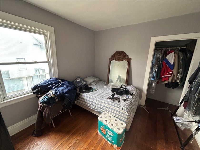 This single-family home is a turnkey investment opportunity - photo 13