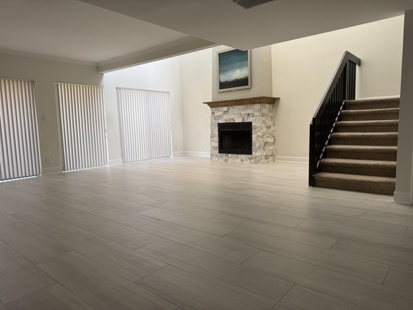 Tranquil 3-bedroom, 2.5-bath townhouse in the quiet Brook Haven - photo 6