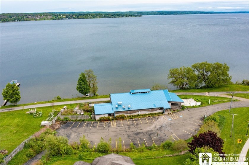 Introducing 188 South Erie Street, a landmark waterfront - photo 37