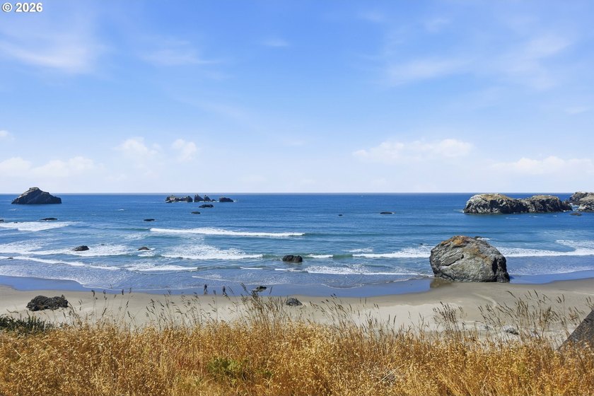 Wake up to the sound of the surf. This .21-acre oceanfront lot - photo 9