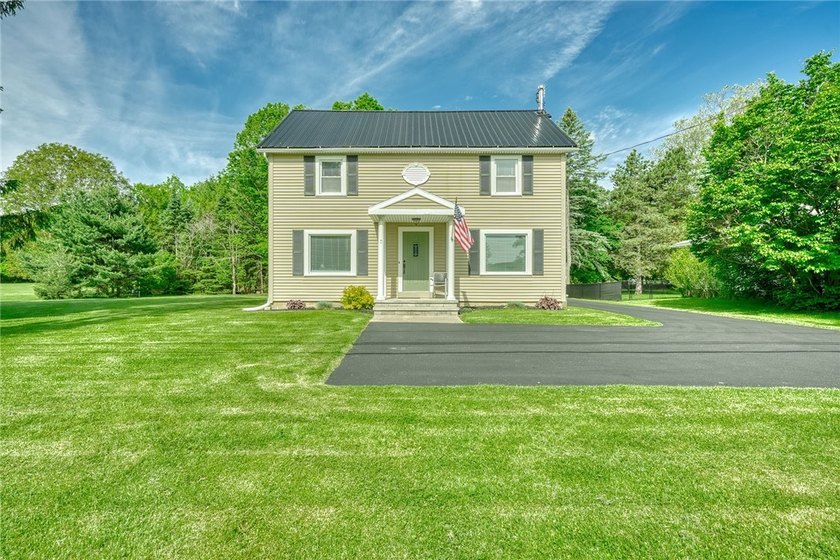 IMPRESSIVE COLONIAL tucked along the WEBSTER Village outskirts - photo 12