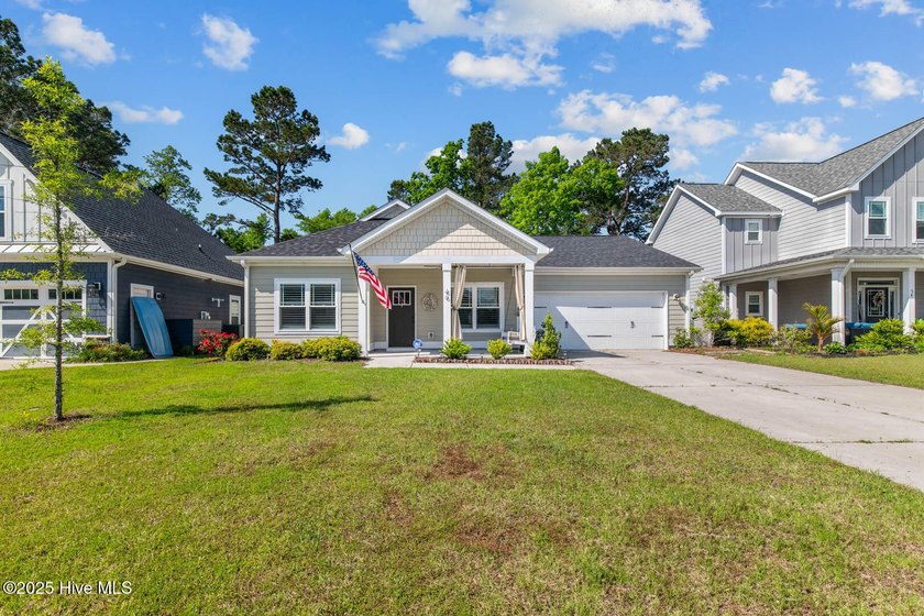 This thoughtfully designed single-story home blends timeless - photo 2
