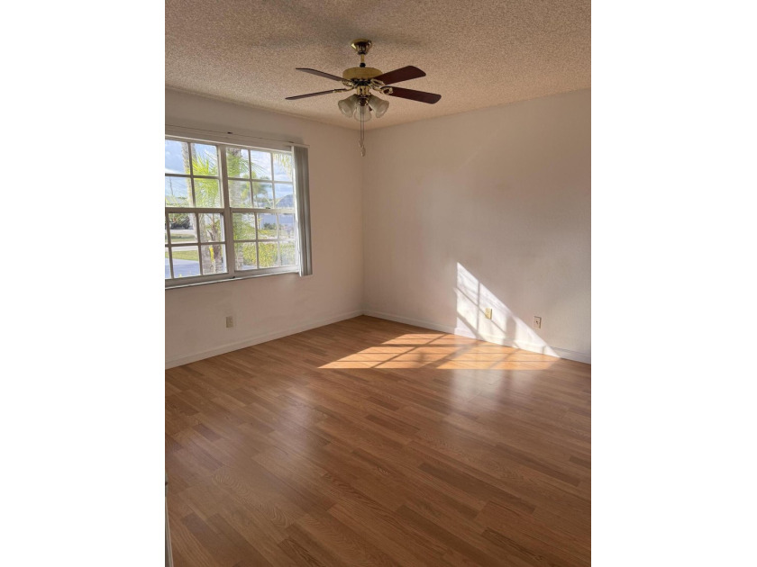 LOOKING FOR A STARTER HOME OR INVESTMENT? THIS 3BR/2BA/1 CAR - photo 7