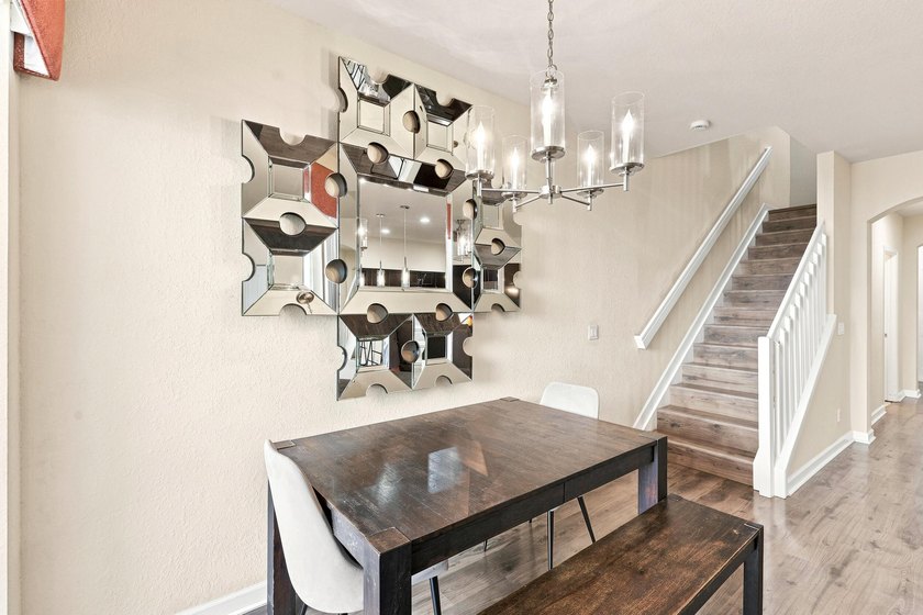 Welcome to this beautifully updated 4-bedroom, 3.5-bath home in - photo 9