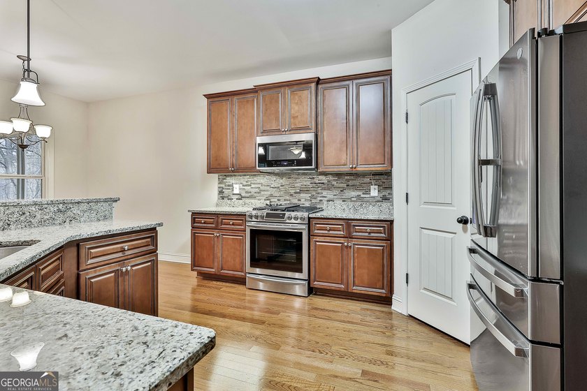 Welcome home to 120 Meadow View Glen, tucked away on a - photo 20