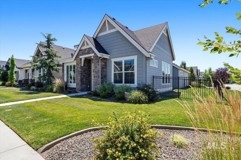 The WINTER SUNSET floorplan by Brighton is a beautifully - photo 34
