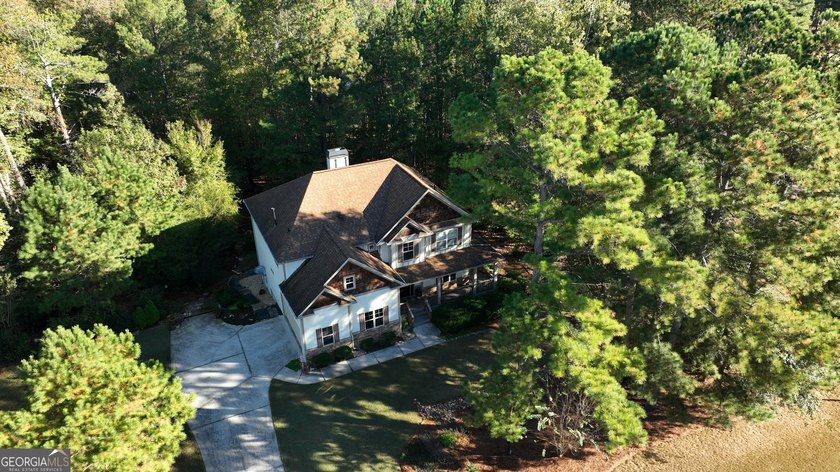 Welcome home to 120 Meadow View Glen, tucked away on a - photo 49