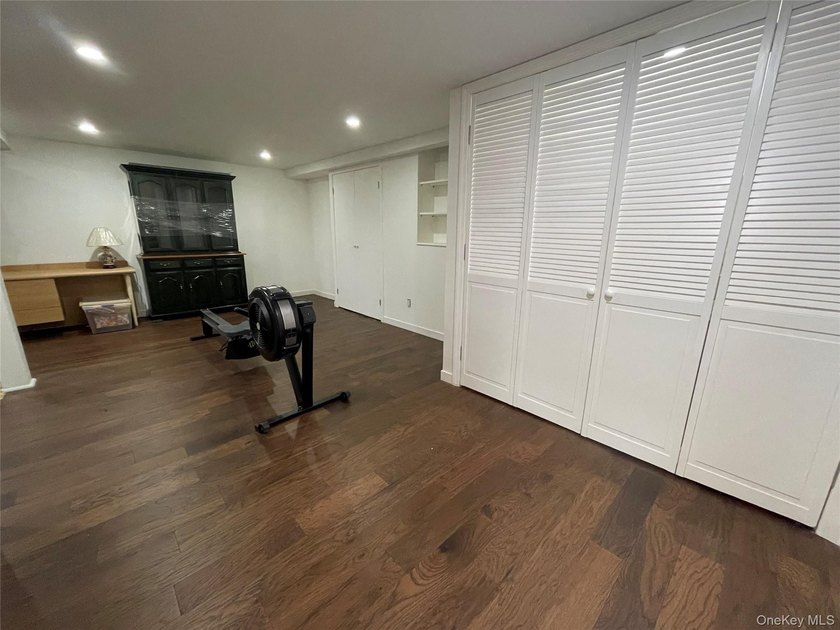 Welcome to this beautifully maintained split-level home located - photo 31