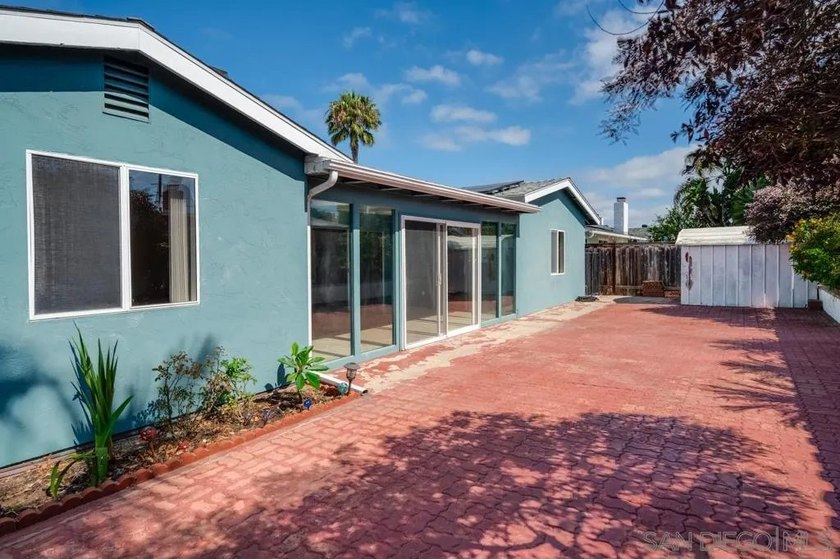 First time ever on the market! Welcome to 4351 Mount Hukee Ave - photo 34