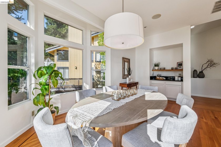 Tucked into a private cul-de-sac in Oakland Hills' coveted - photo 20