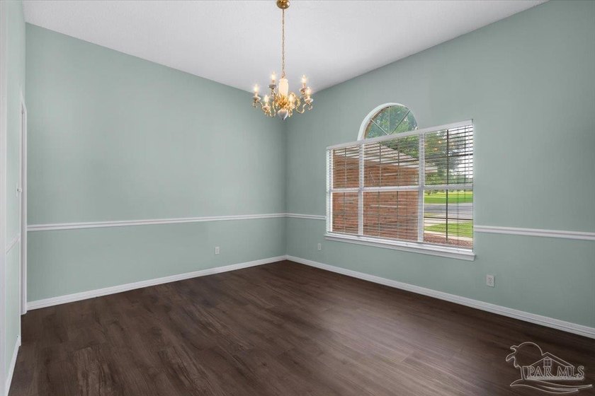 BRICK RANCH ON A CUL-DE-SAC!!! Enjoy the charm of this home - photo 21