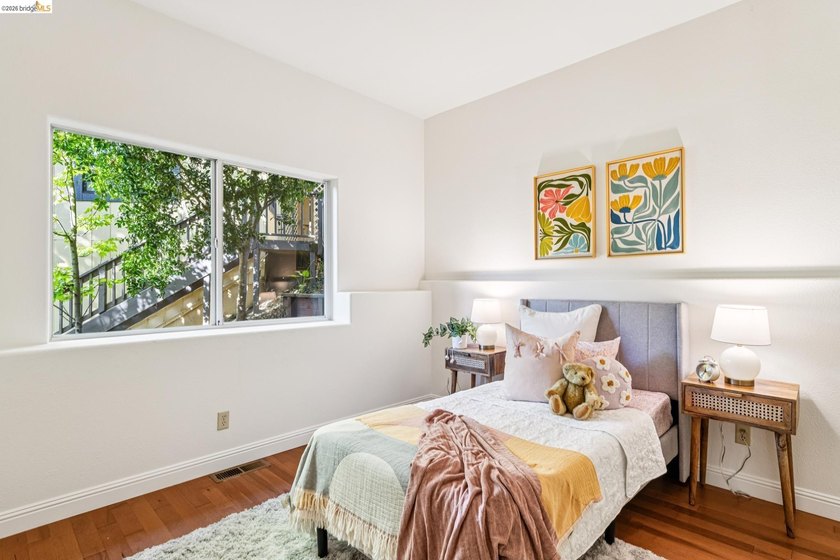 Tucked into a private cul-de-sac in Oakland Hills' coveted - photo 28