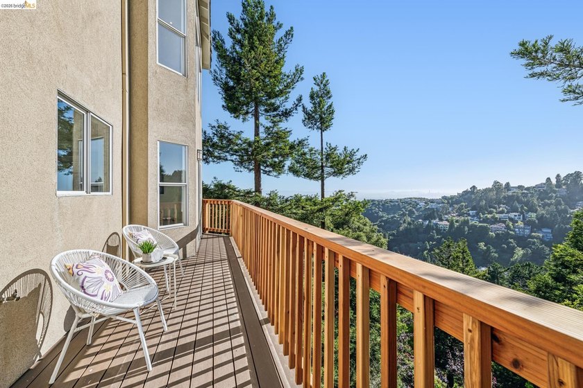 Tucked into a private cul-de-sac in Oakland Hills' coveted - photo 36