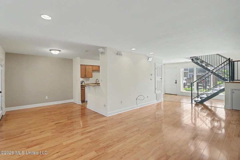 Living at this beautiful 2 bedroom, 3 bath Gulf Oaks Condominium - photo 17