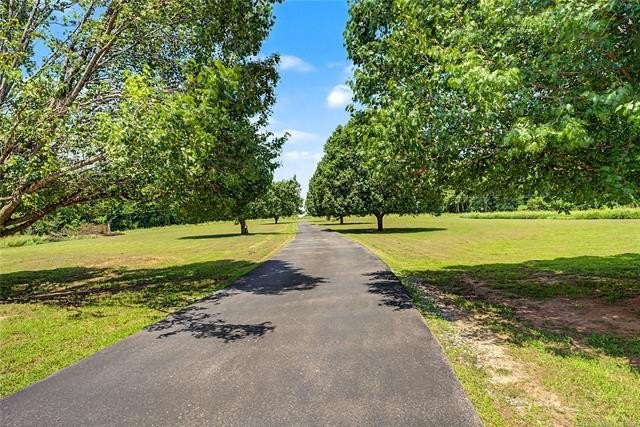 Located in the desirable Boatman area of Pryor, this 3-bedroom - photo 23
