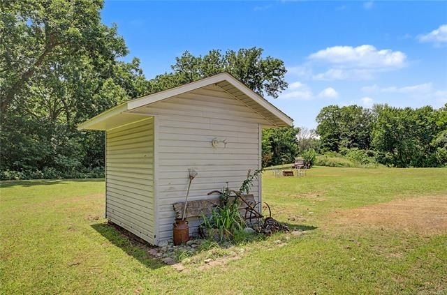 Located in the desirable Boatman area of Pryor, this 3-bedroom - photo 26