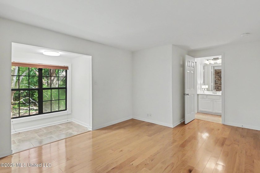 Living at this beautiful 2 bedroom, 3 bath Gulf Oaks Condominium - photo 27