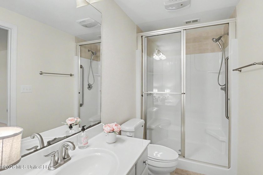 Living at this beautiful 2 bedroom, 3 bath Gulf Oaks Condominium - photo 28