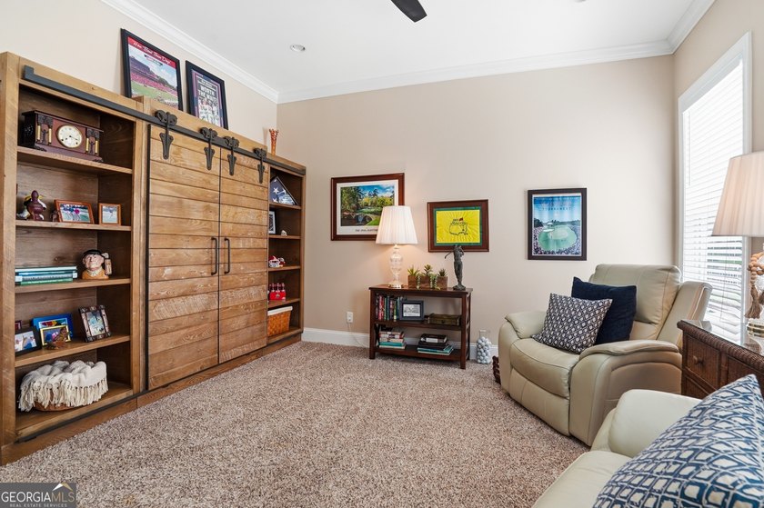Welcome to this beautifully custom designed 3/4 bedroom, 4 bath - photo 35
