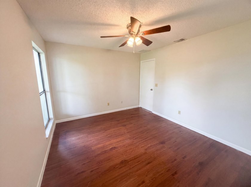 2305 SW Fern Cir is a one-story Port Saint Lucie home with a - photo 10