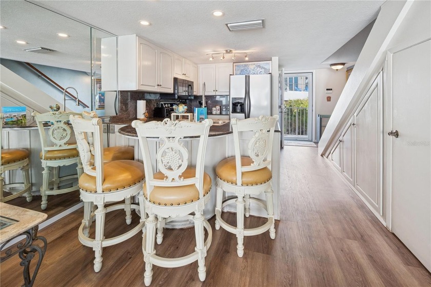 Your Turnkey Coastal Escape Awaits! Wake up to the sound of - photo 38