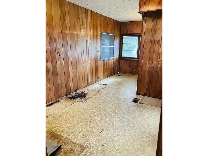 Great opportunity to live in active 55+ community, deeded lot - photo 10