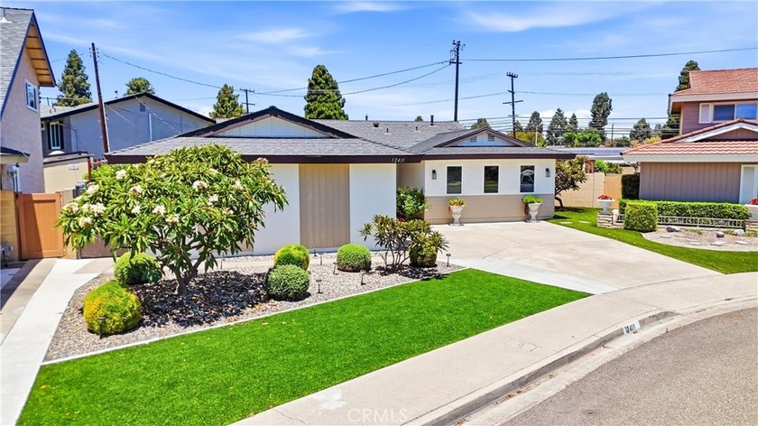 Welcome to 12411 Saint Mark Street, a recently remodeled Garden - photo 28