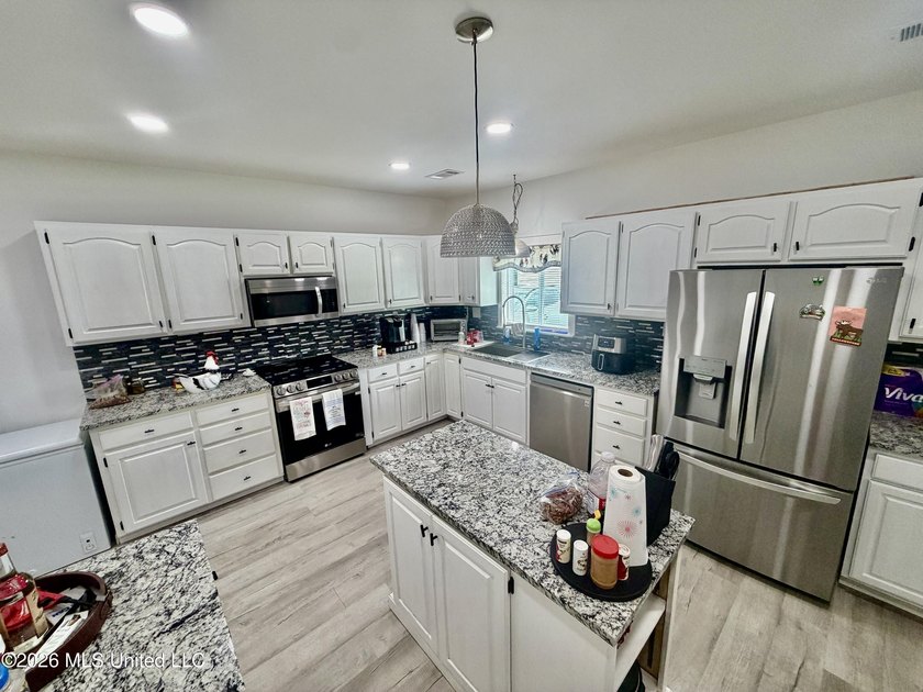 Renovated home located at 99 N Wade Road in Drew, Sunflower - photo 10