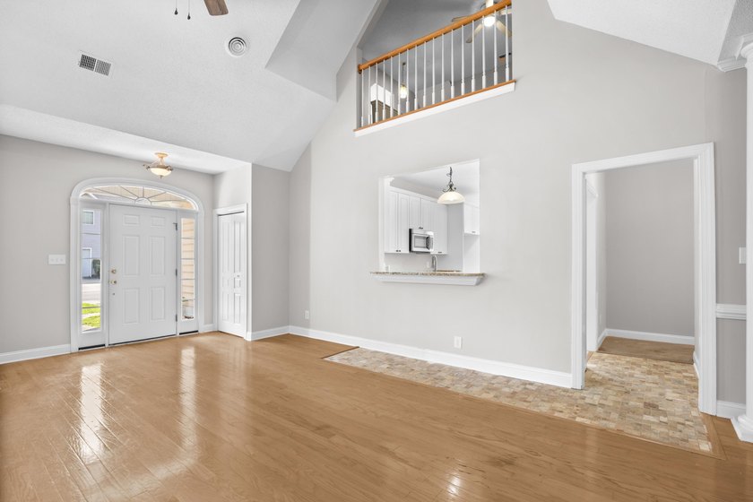 Lowcountry charm meets an exceptional location! Enjoy the - photo 21