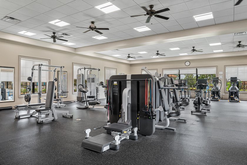 Come see this Beautiful 3 bedroom, 2.5 bath home in the gated - photo 42