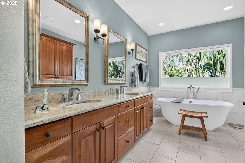 Pride of Ownership Shines in Highland Park at Pleasant Valley - photo 21