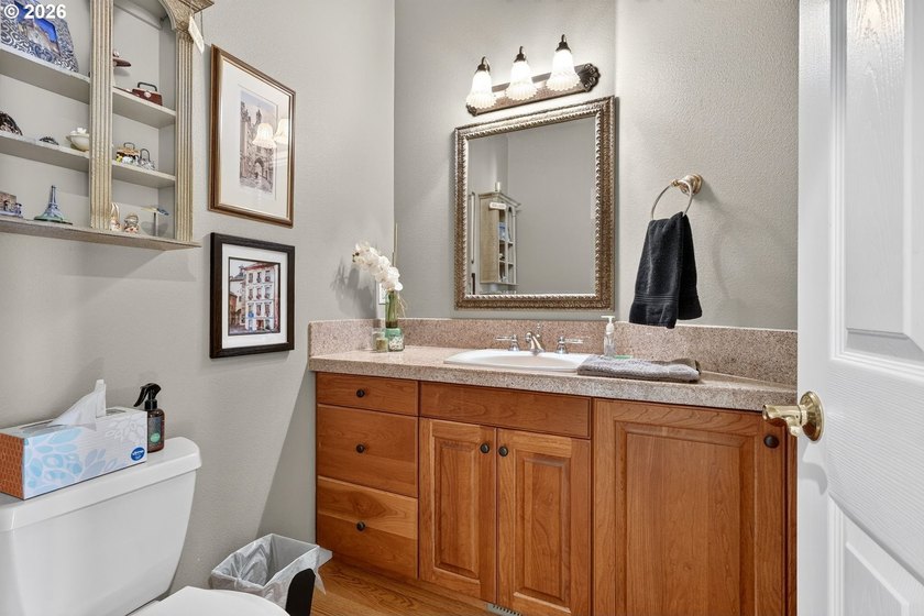 Pride of Ownership Shines in Highland Park at Pleasant Valley - photo 26