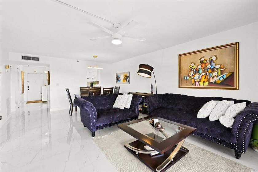 Gorgeous newly updated condo in the heart of Deerfield Beach! - photo 9