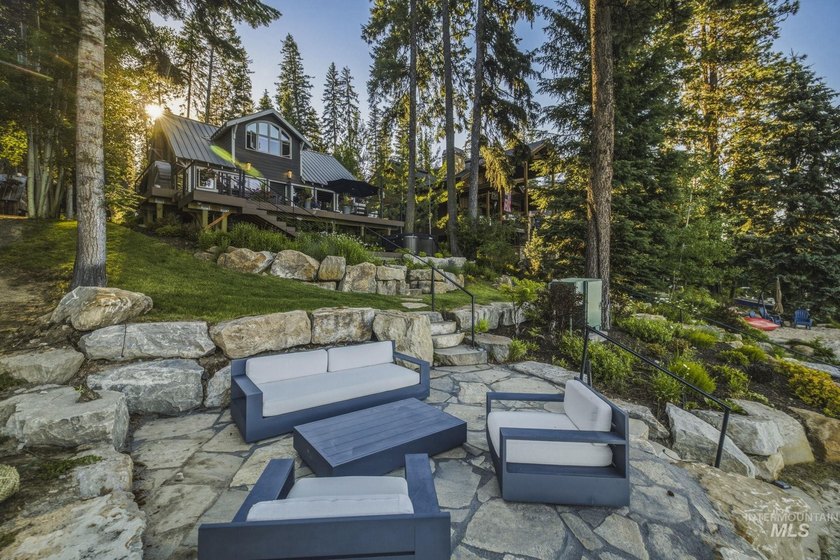 Welcome to an extraordinary opportunity on the shores of Payette - photo 31