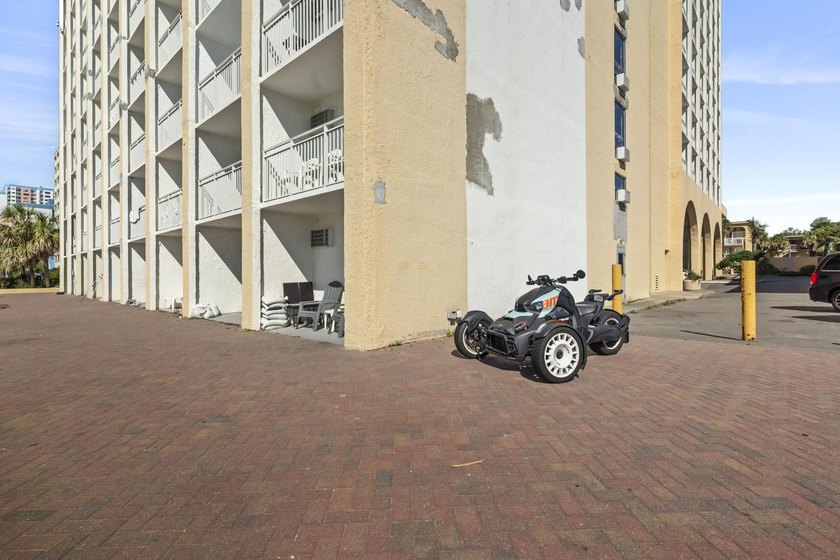 Experience true oceanfront living from this updated 11th-floor - photo 30