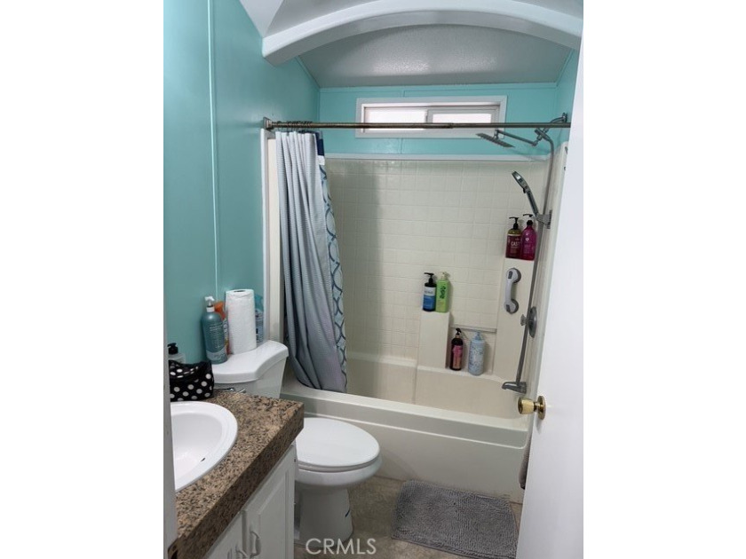 Welcome to Gables Mobile Home Estates, one of Santa Ana's most - photo 10
