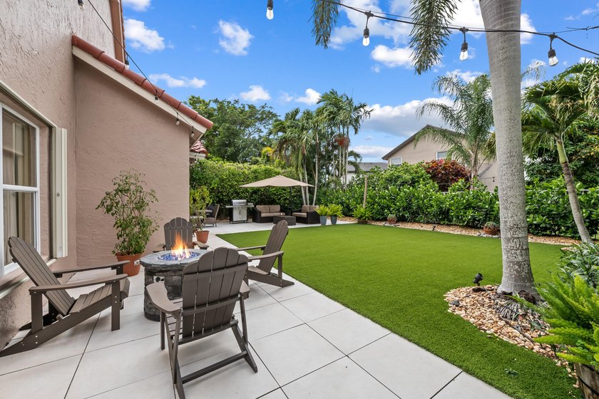 This beautifully maintained home features a brand-new roof - photo 38
