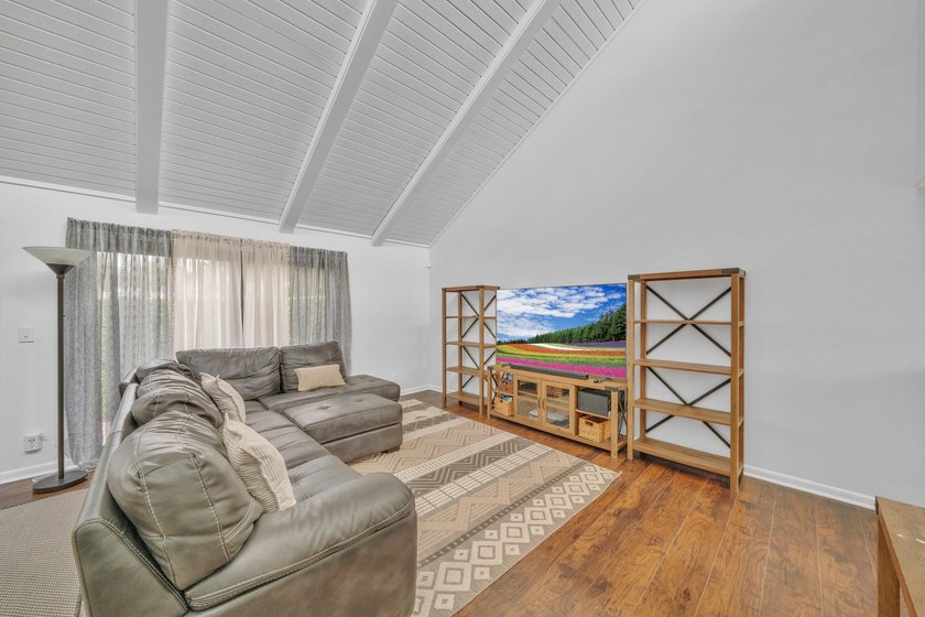 East Boca Villa Now Available for Sale or Lease! Discover the - photo 13