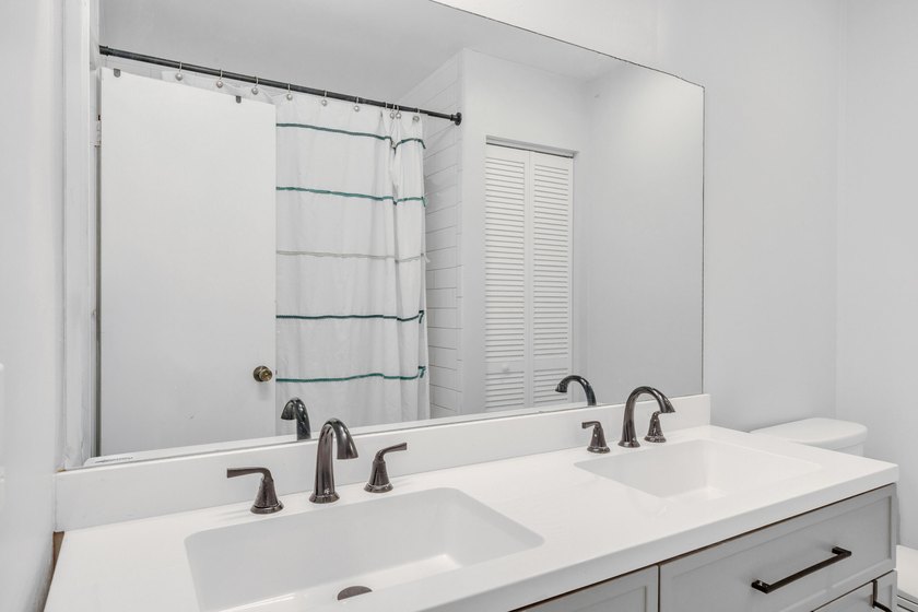 East Boca Villa Now Available for Sale or Lease! Discover the - photo 32