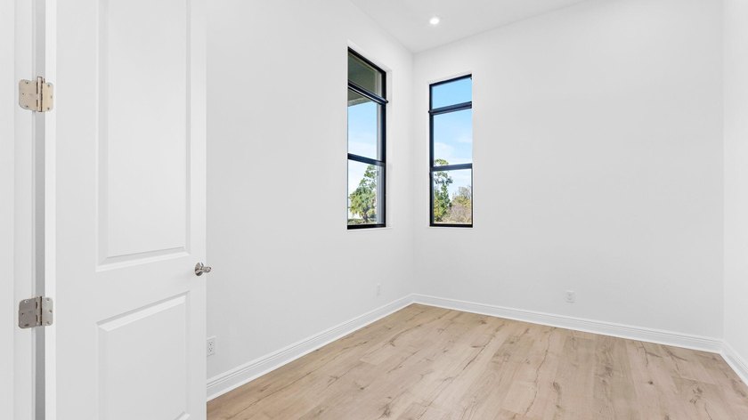Move in Ready-New Construction by Kolter Homes. This 2-bedroom - photo 15