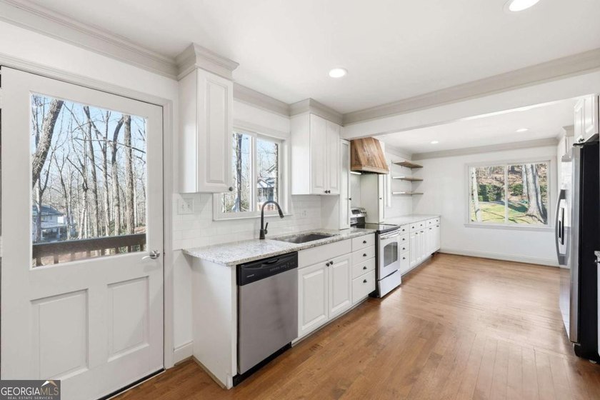 Welcome to 3504 Edgewood Circle, Gainesville GA - where comfort - photo 34