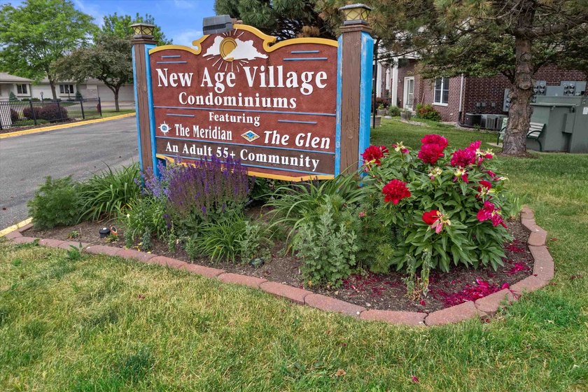 Welcome home to this bright and airy 55+ condominium in the - photo 36