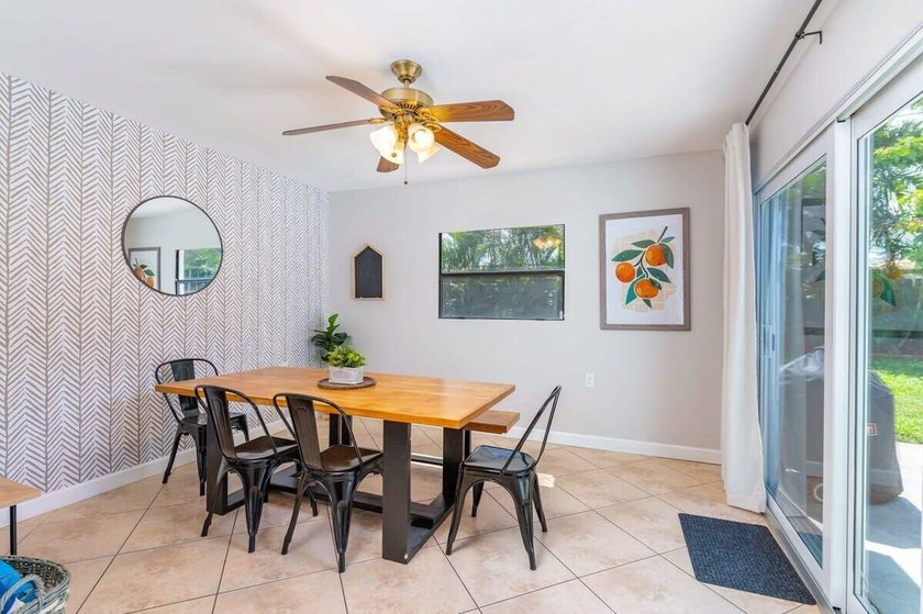 Beautifully updated and meticulously maintained home in a great - photo 8