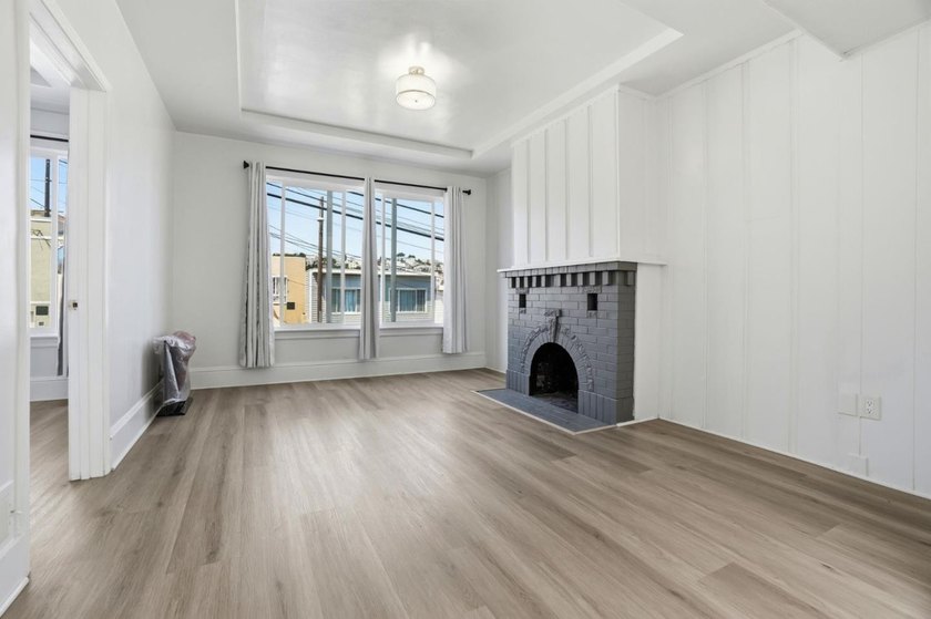 Welcome to 291 Raymond Ave, a move-in ready home in sunny - photo 5